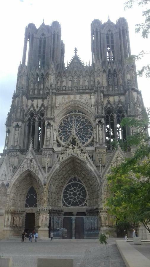 Reims La Romaine Apartment Exterior photo